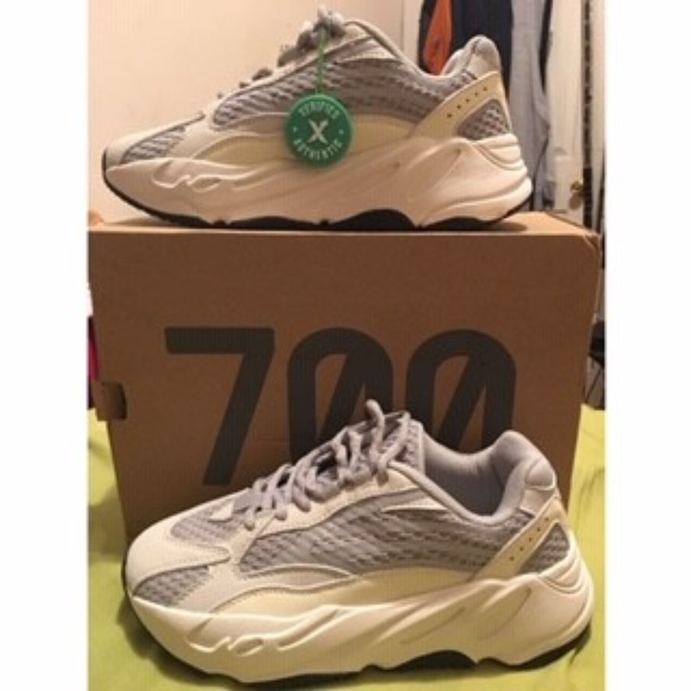 Yeezy 700